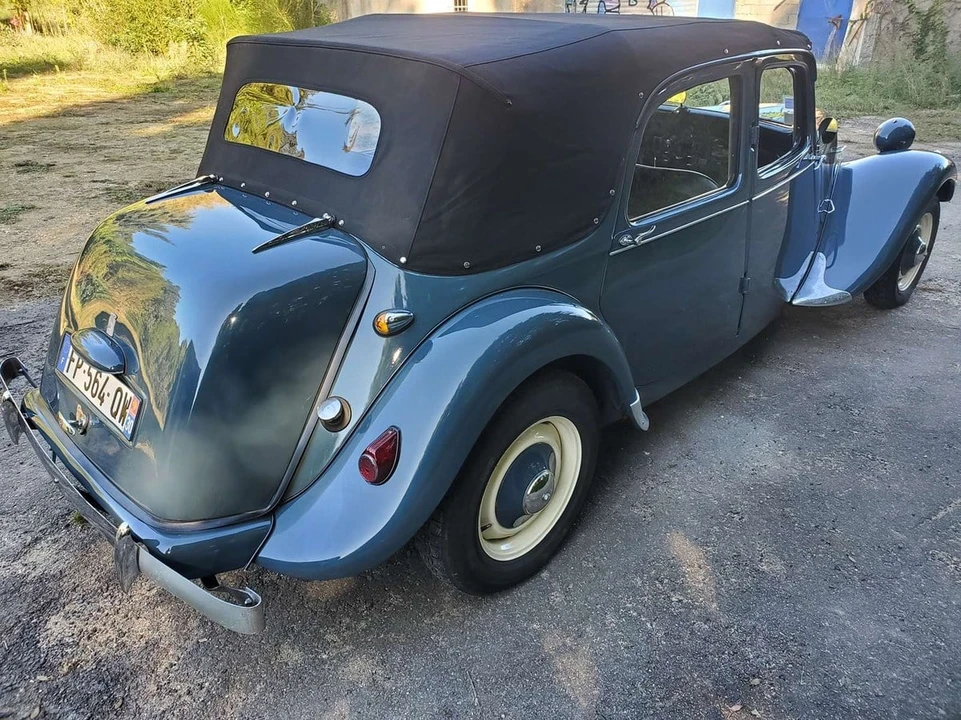 1954 Citroen Traction Avant - Image 16 of 30