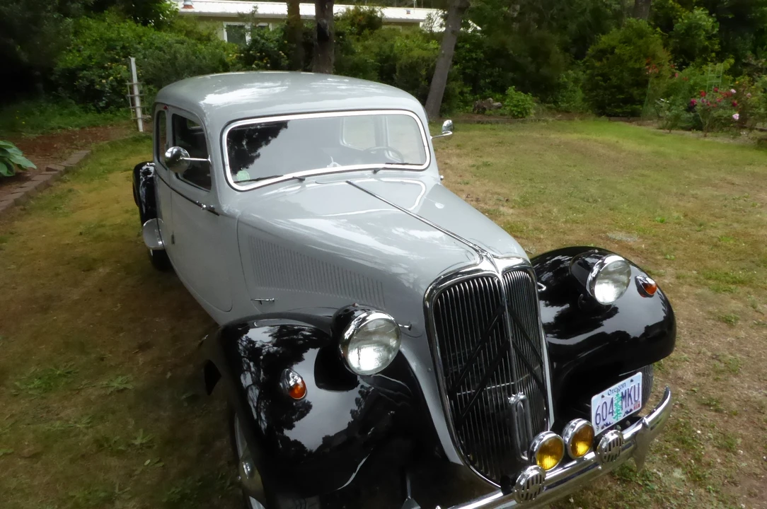 1954 Citroen Traction Avant - Image 8 of 31