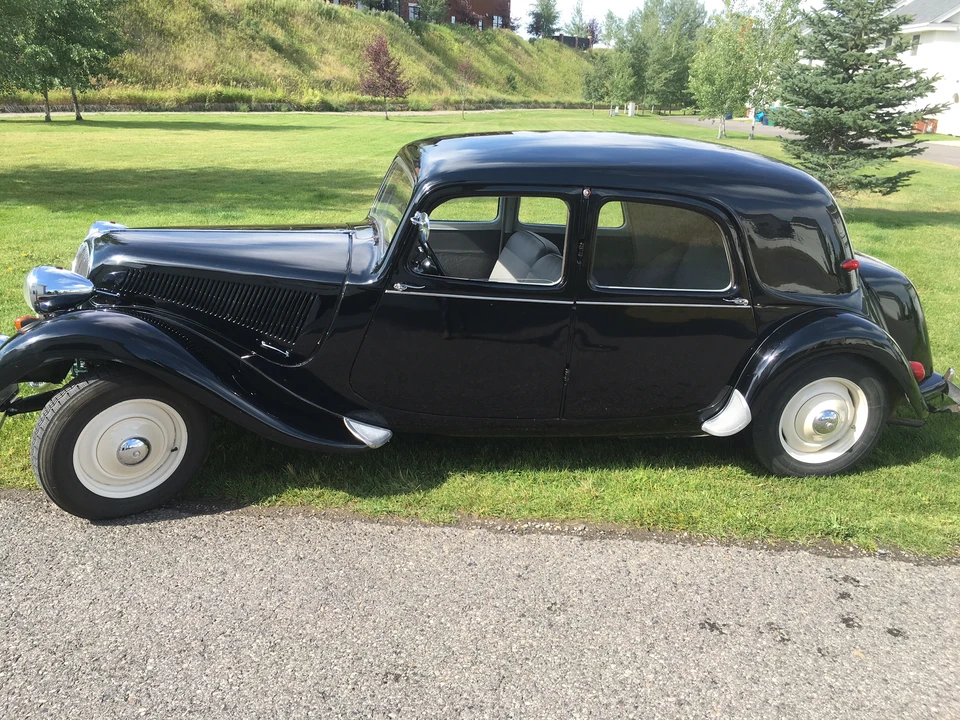 1954 Citroen Traction Avant - Image 4 of 31