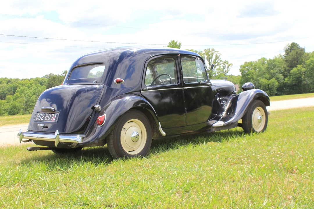1954 Citroen Traction Avant - Image 7 of 31