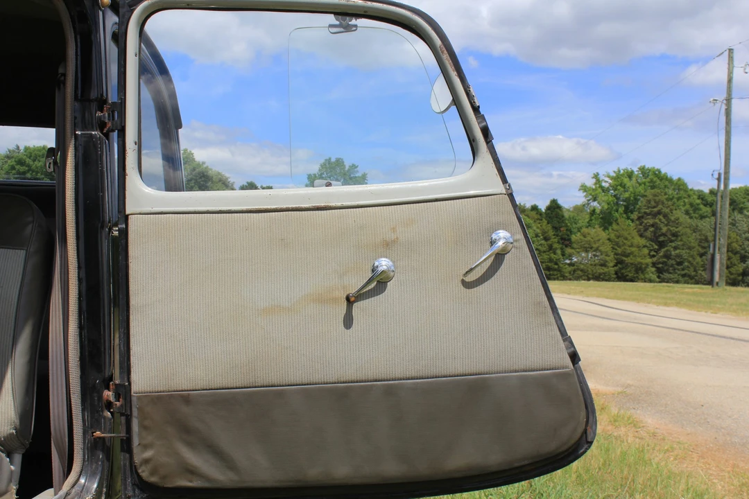 1954 Citroen Traction Avant - Image 31 of 31