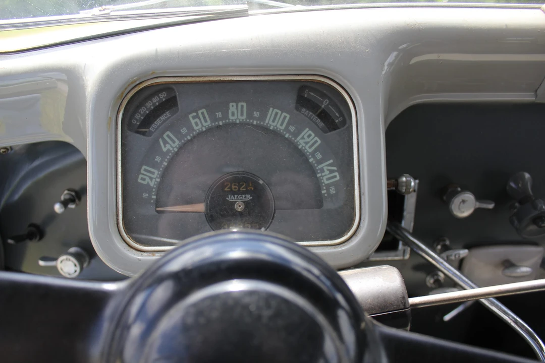 1954 Citroen Traction Avant - Image 24 of 31