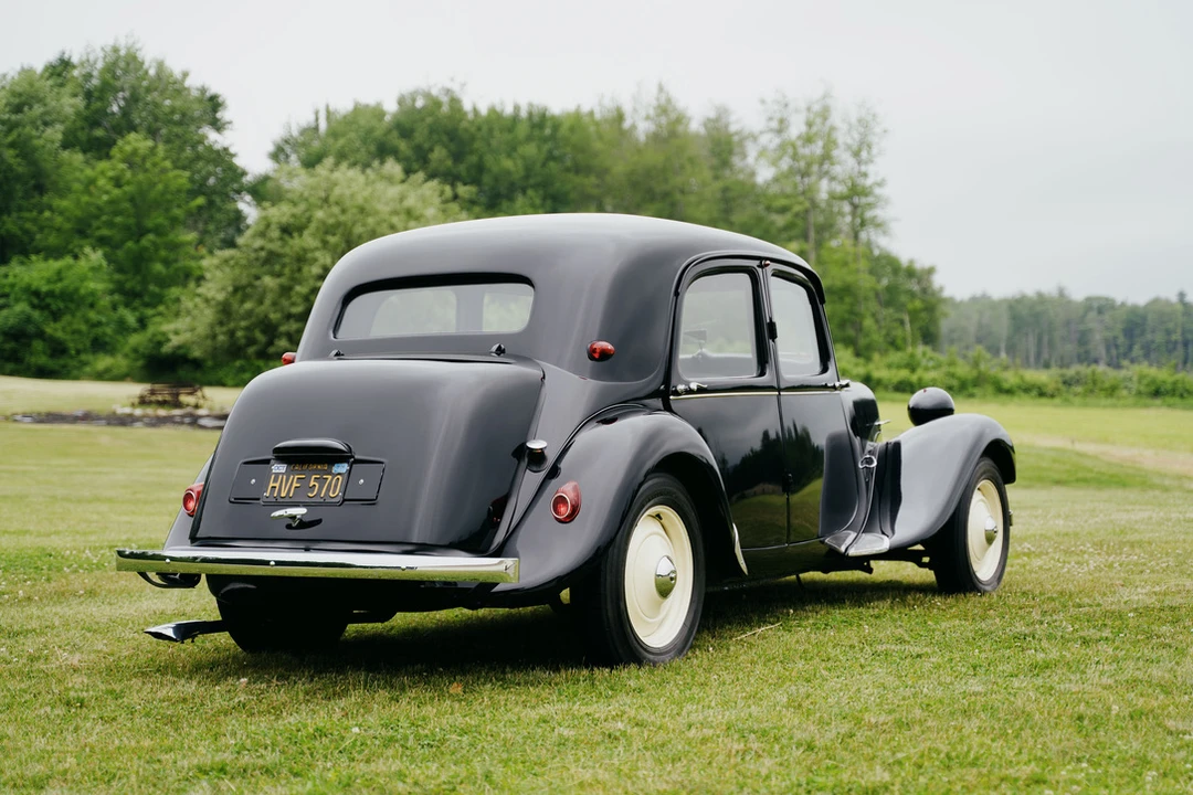 1954 Citroen Traction Avant - Image 7 of 31