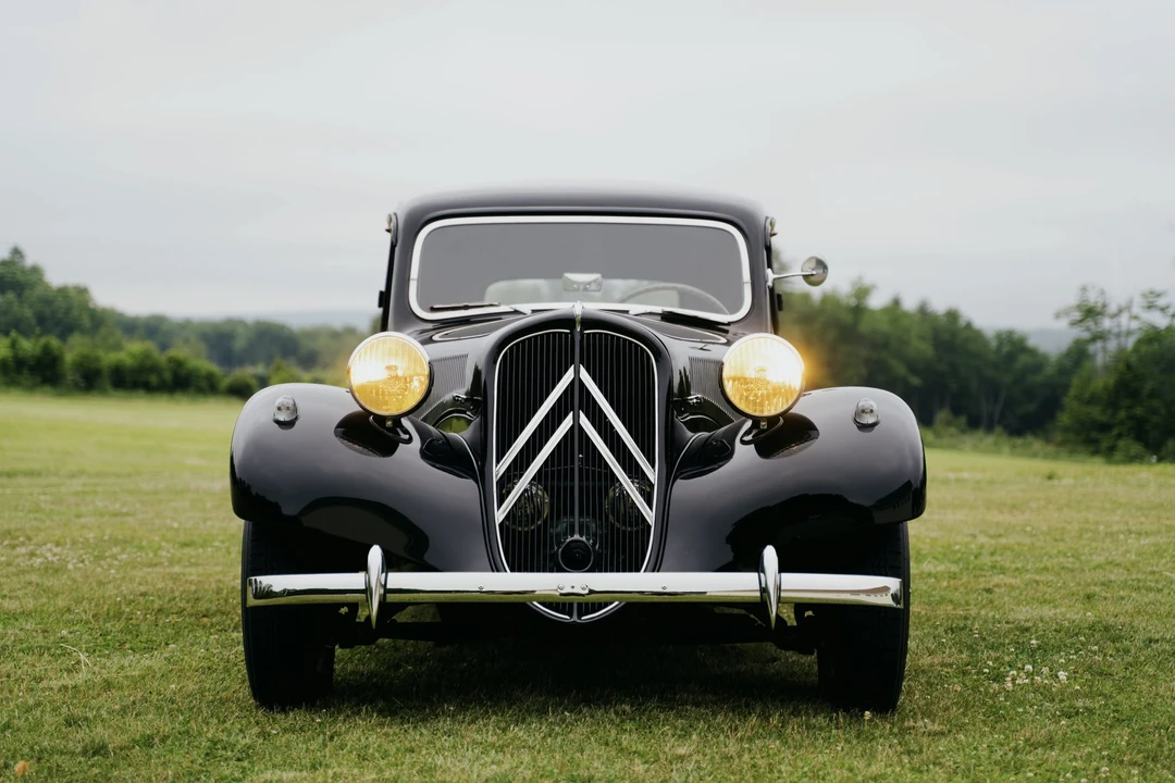 1954 Citroen Traction Avant - Image 6 of 31