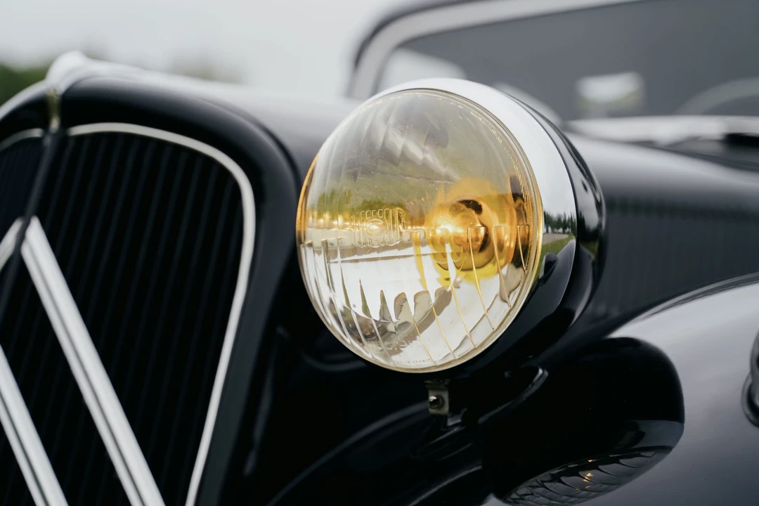 1954 Citroen Traction Avant - Image 20 of 31