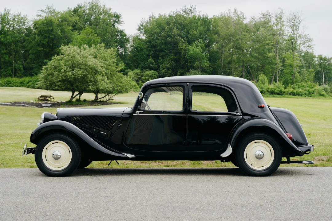 1954 Citroen Traction Avant - Image 10 of 31