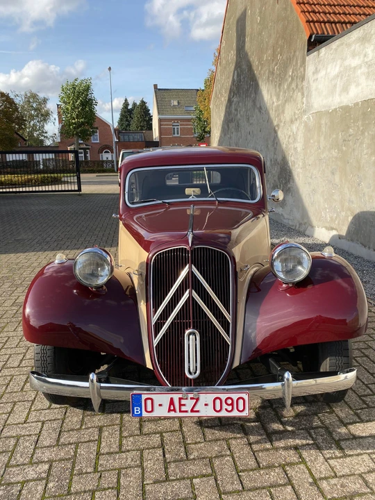 1954 Citroen Traction Avant - Image 3 of 22