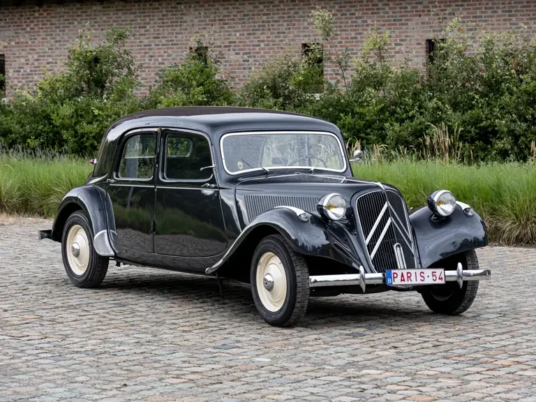 1954 Citroen Traction Avant - Image 2 of 31
