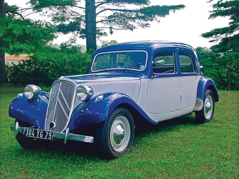 1954 Citroen Traction Avant - Image 2 of 2