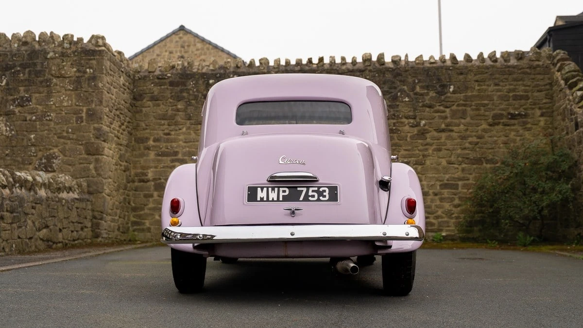 1947 Citroen Traction Avant - Image 29 of 30