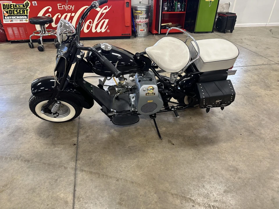1954 Cushman Eagle - Image 11 of 31