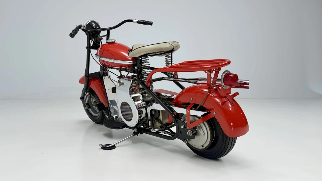 1954 Cushman Eagle - Image 13 of 31