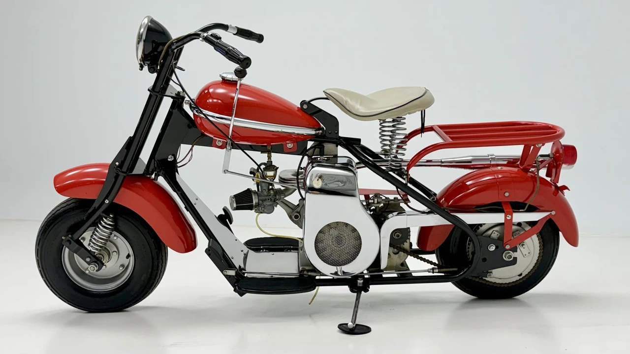 1954 Cushman Eagle - Image 9 of 31