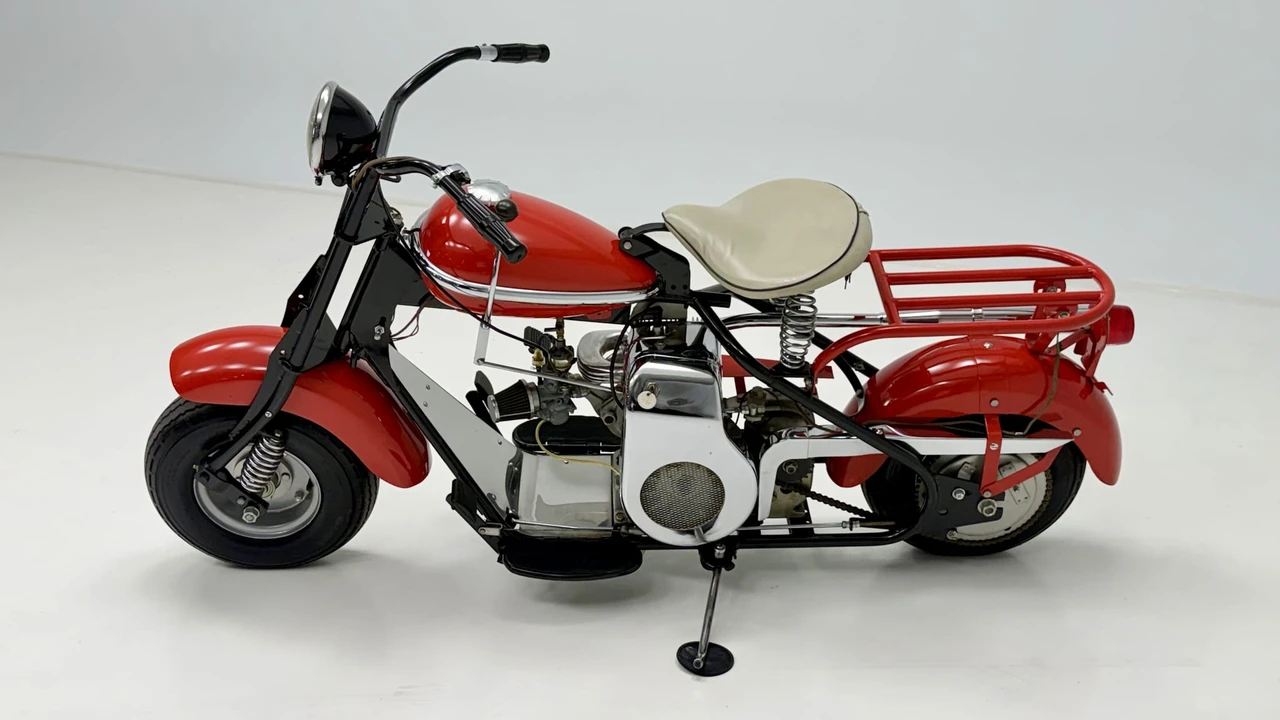 1954 Cushman Eagle - Image 10 of 31