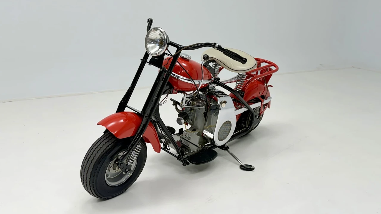 1954 Cushman Eagle - Image 3 of 31