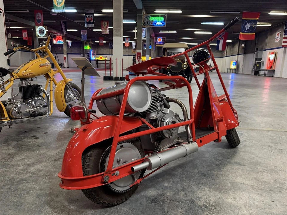 1954 Cushman Eagle - Image 5 of 10