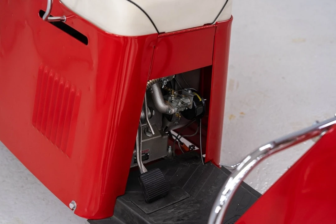 1954 Cushman - Image 6 of 12