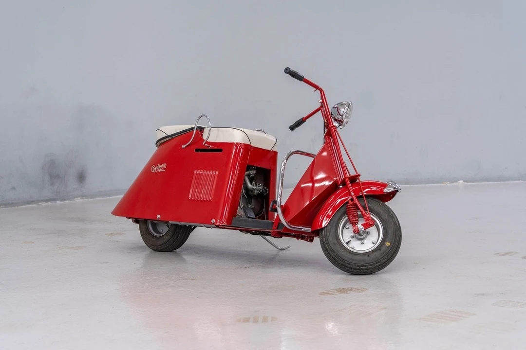 1954 Cushman - Image 4 of 12