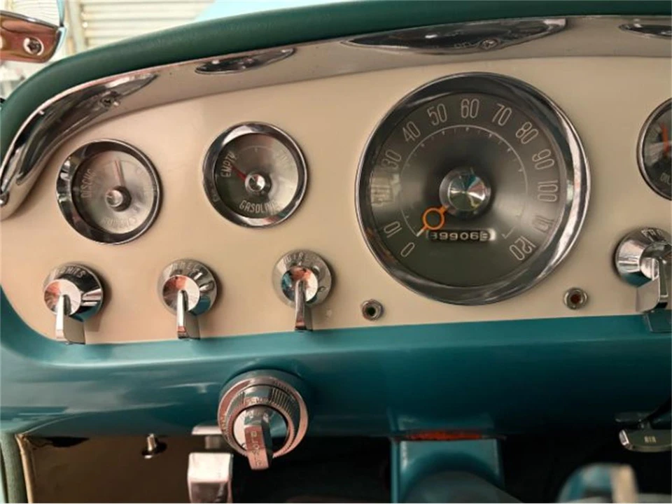 1954 DeSoto Firedome - Image 18 of 30