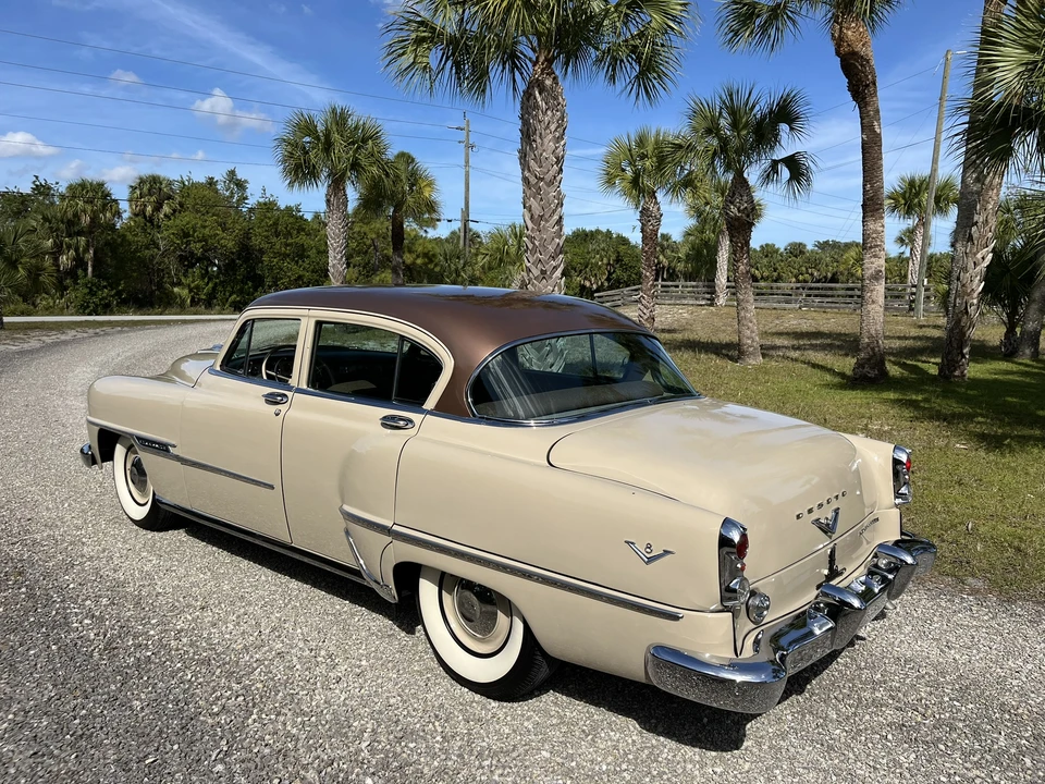 1954 DeSoto Firedome - Image 25 of 31