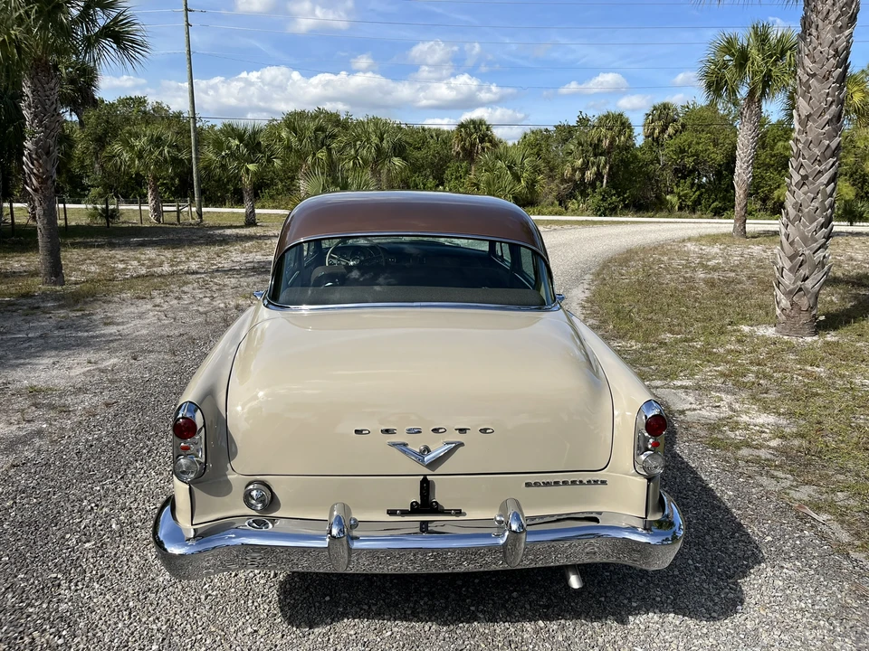 1954 DeSoto Firedome - Image 22 of 31