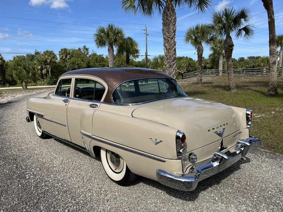 1954 DeSoto Firedome - Image 24 of 31