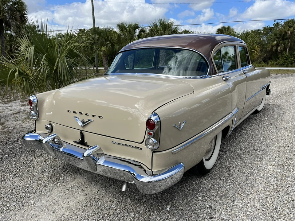 1954 DeSoto Firedome - Image 13 of 31