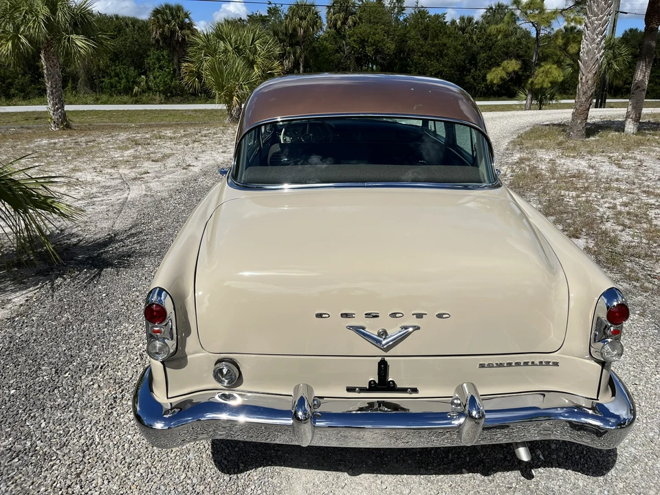 1954 DeSoto Firedome - Image 15 of 31
