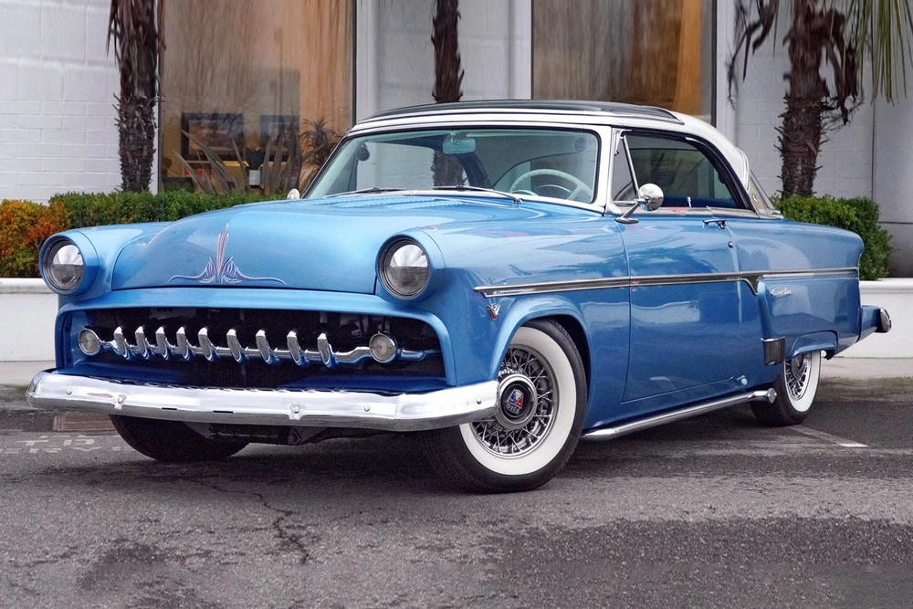 1954 Ford Crestline - Image 2 of 5