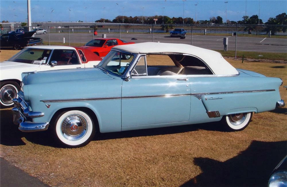 1954 Ford Crestline - Image 4 of 4