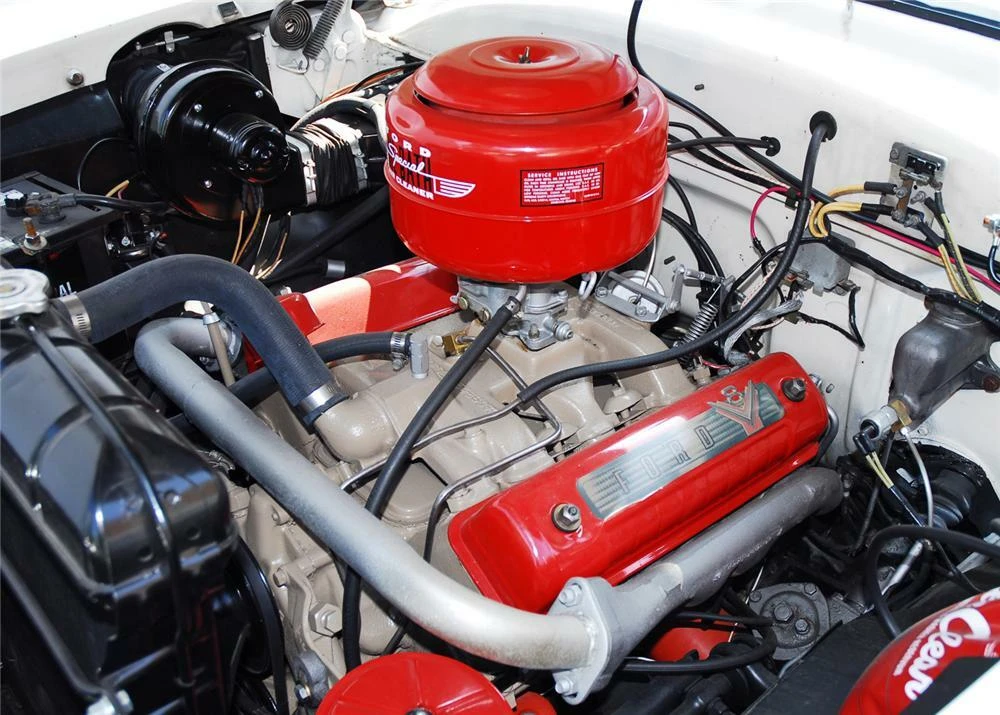 1954 Ford Crestline - Image 2 of 4
