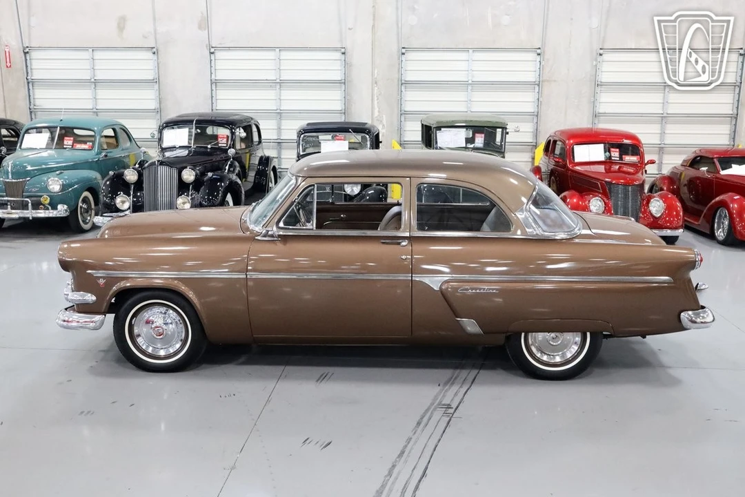 1954 Ford Crestline - Image 11 of 12