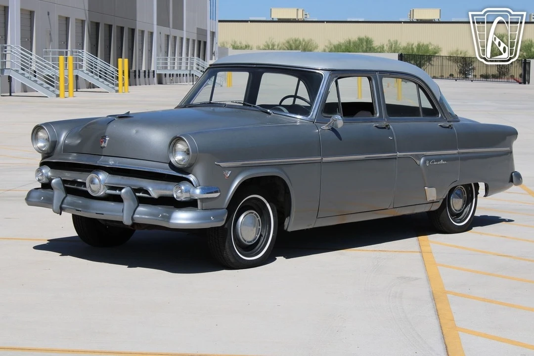 1954 Ford Crestline - Image 5 of 21