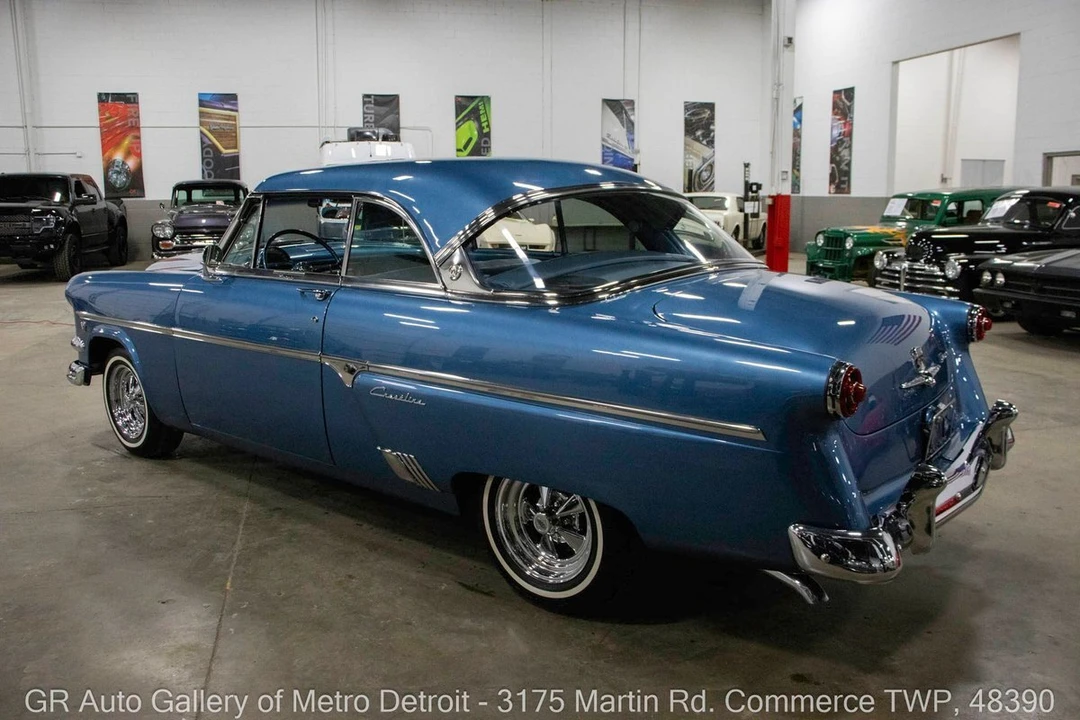1954 Ford Crestline - Image 4 of 12