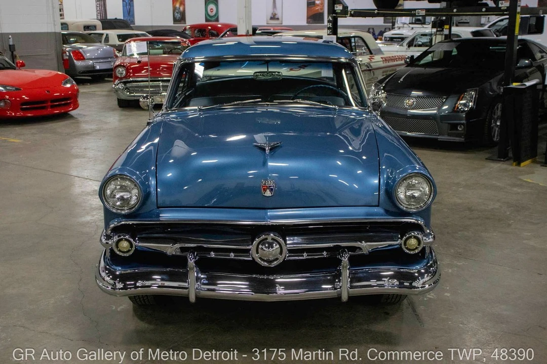 1954 Ford Crestline - Image 11 of 12