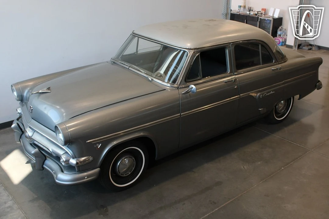 1954 Ford Crestline - Image 8 of 12