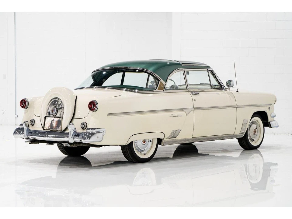 1954 Ford Crestline - Image 29 of 31