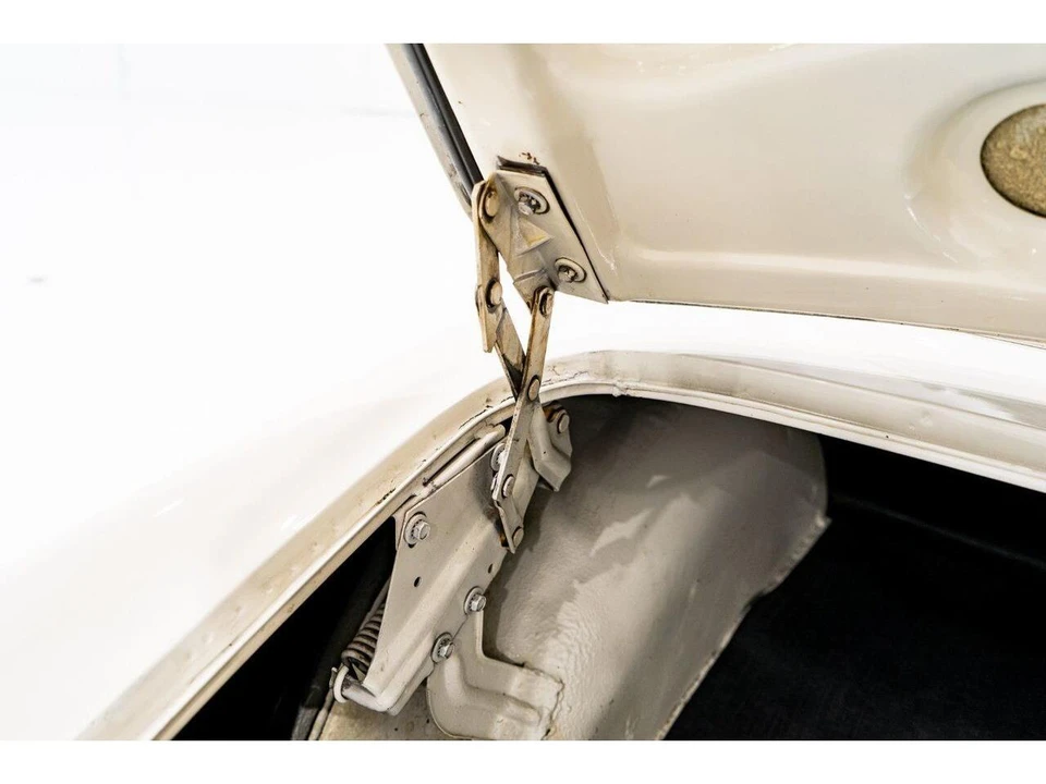 1954 Ford Crestline - Image 26 of 31