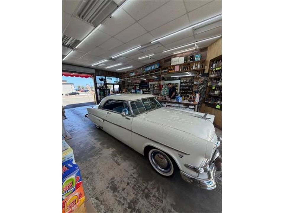 1954 Ford Crestline - Image 8 of 11