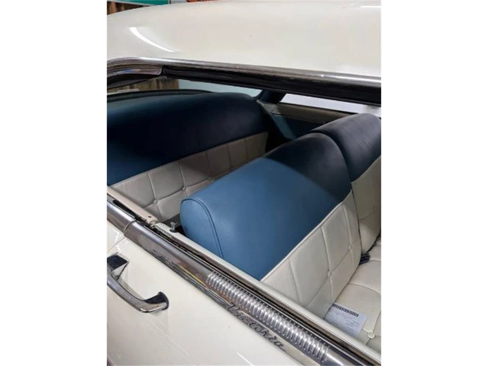 1954 Ford Crestline - Image 5 of 11