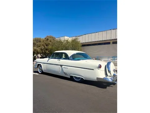 1954 Ford Crestline Custom Cruiser