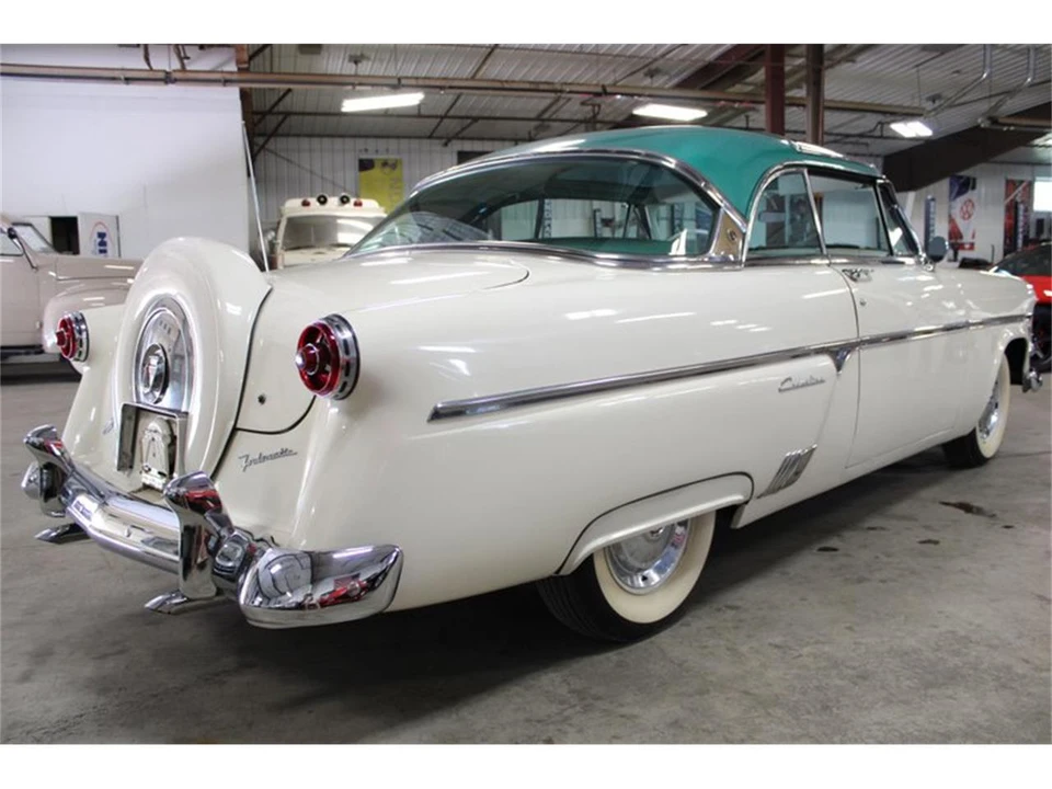 1954 Ford Crestline - Image 6 of 31