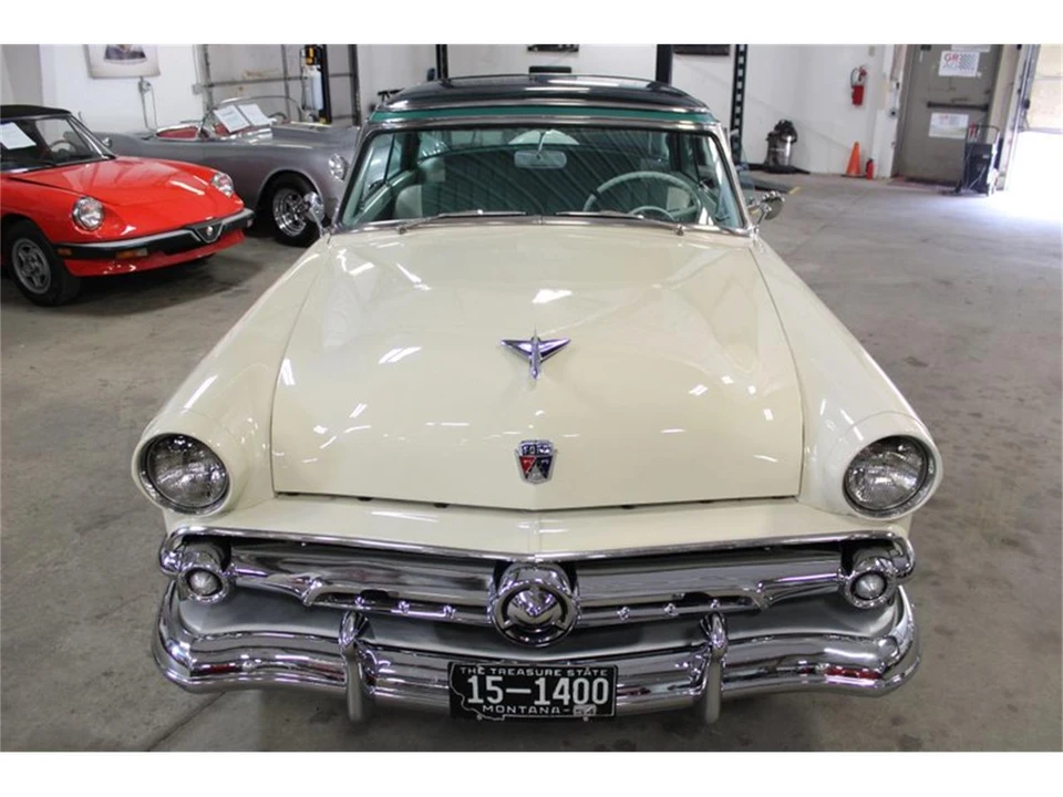 1954 Ford Crestline - Image 9 of 31