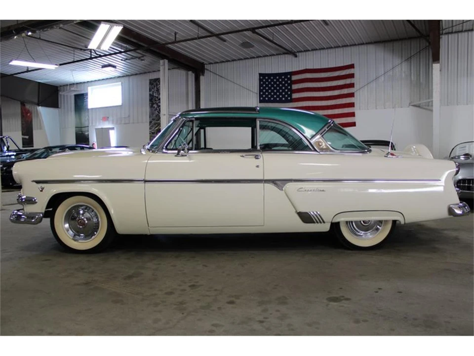 1954 Ford Crestline - Image 3 of 31
