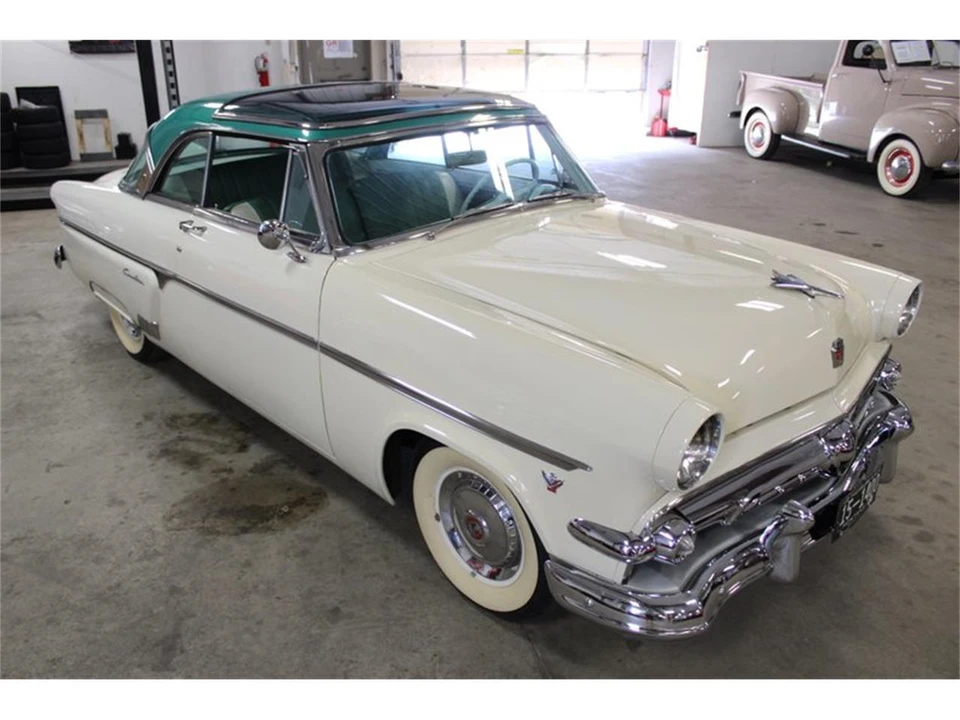 1954 Ford Crestline - Image 21 of 31