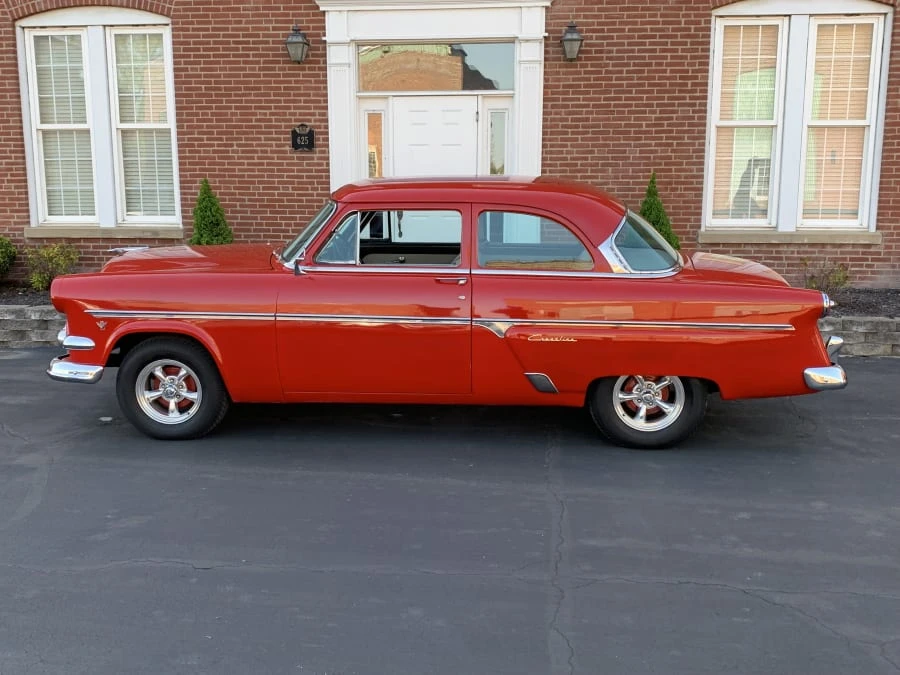 1954 Ford Crestline - Image 2 of 7