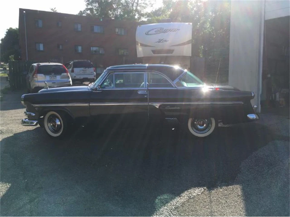 1954 Ford Crestline - Image 4 of 28