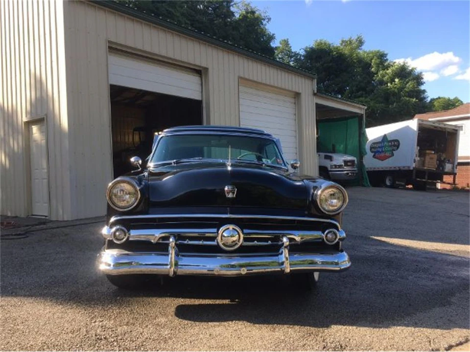 1954 Ford Crestline - Image 10 of 28