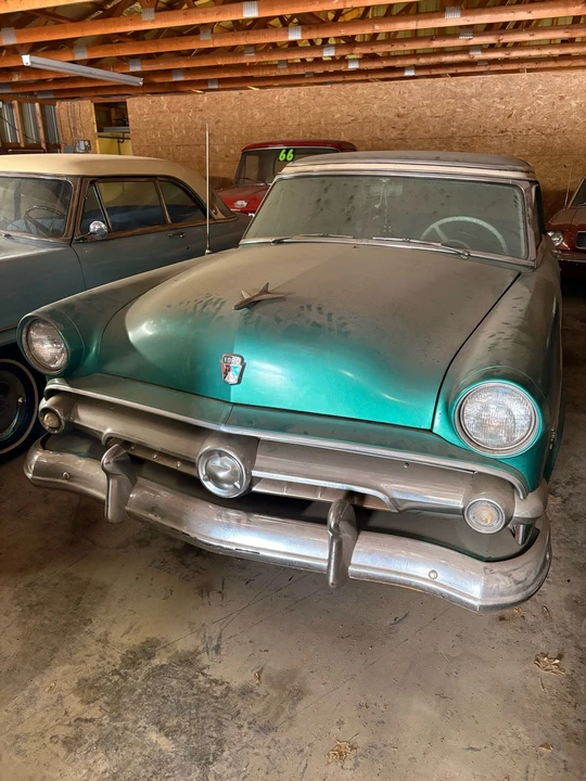 1954 Ford Crestline - Image 2 of 12