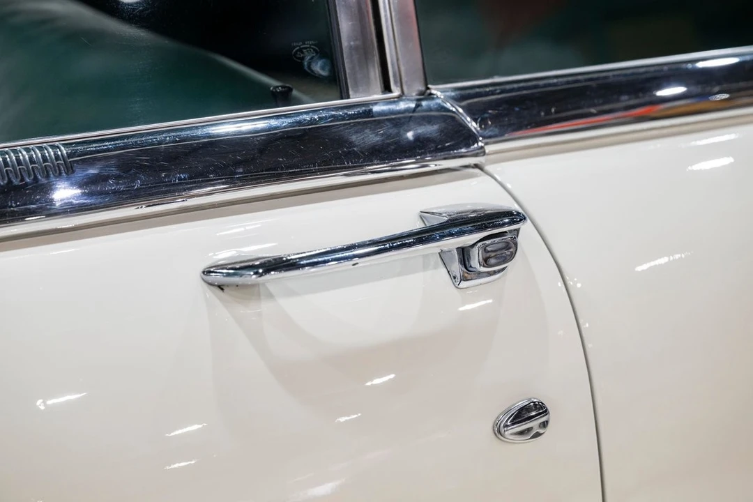 1954 Ford Crestline - Image 11 of 21